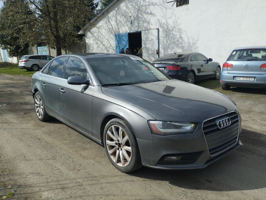 Розборка разборка ауді Ауди а4б8 audi a4b8 usa мотор CAE колір LX7R