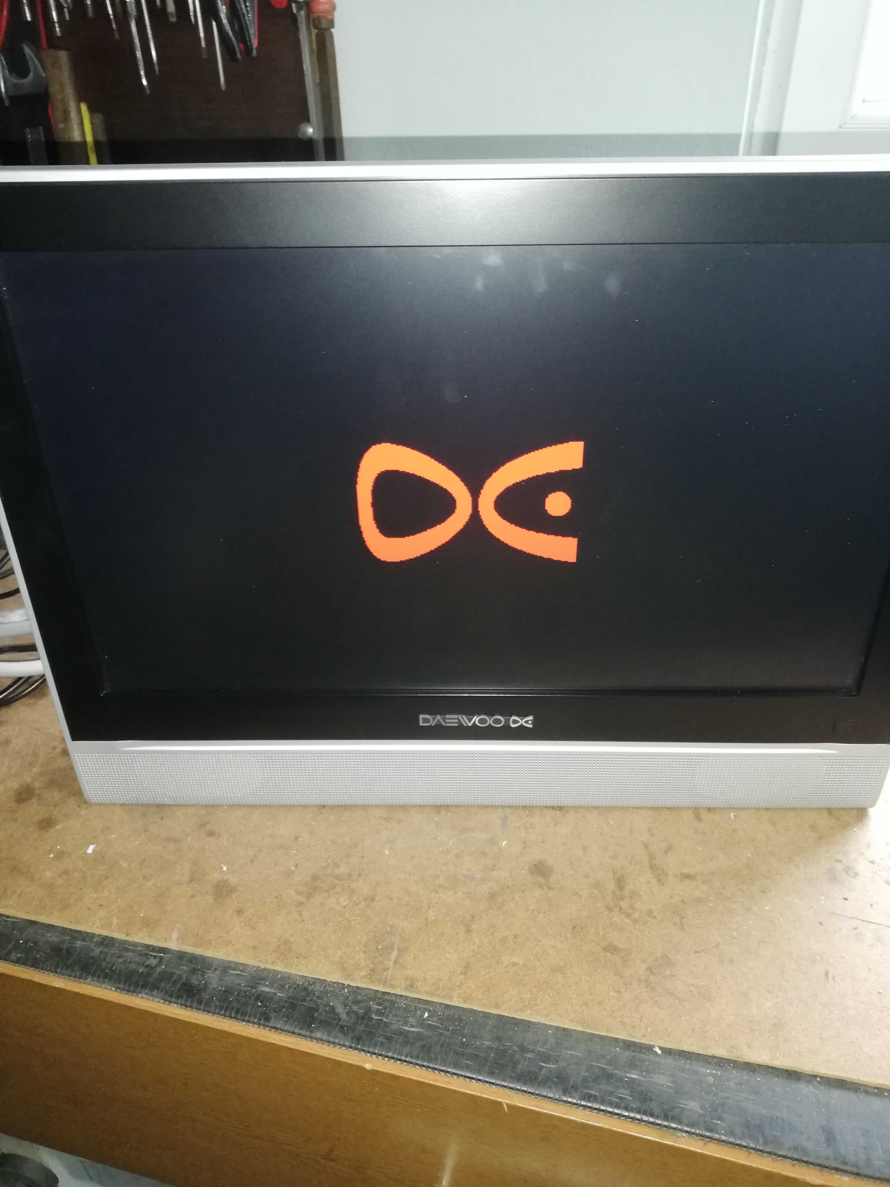 Telewizor LCD 20" Daevoo