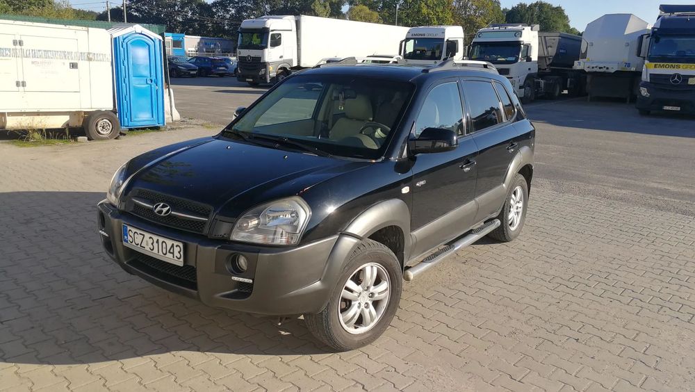 Hyundai Tucson Sprzedam zadbany samochód.