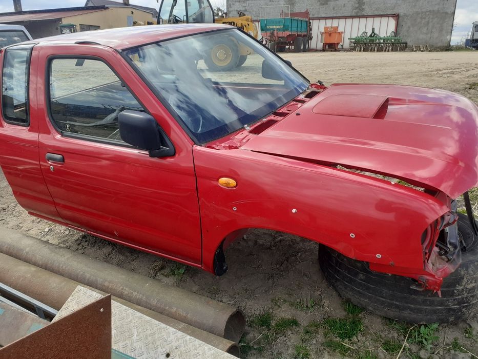 Nissan Navara d22 części Karoseria