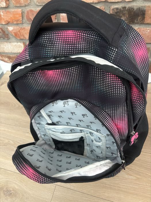 Plecak szkolny na kółkach