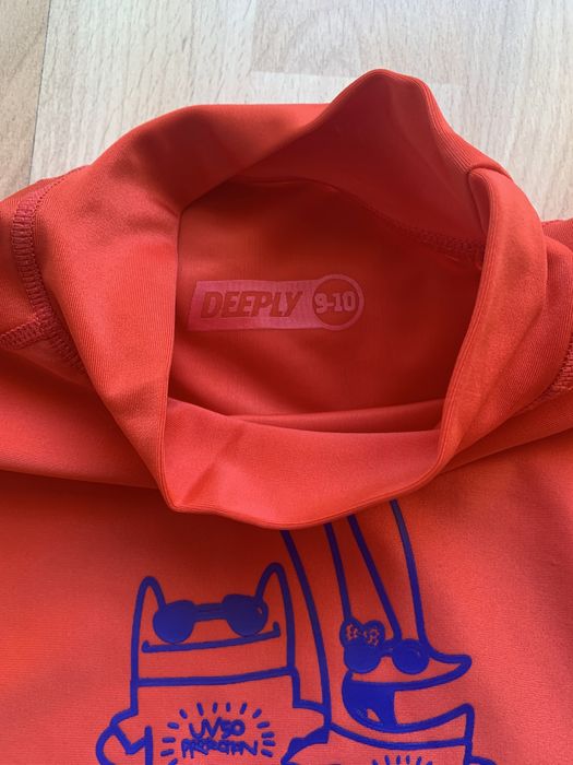 Camisola desporto lycra, nova, Deeply 9/10 anos
