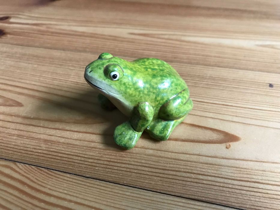 Figurka żaby [USZKODZONA]