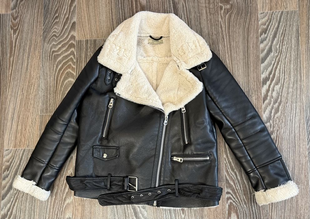 Дубленка зимова жіноча