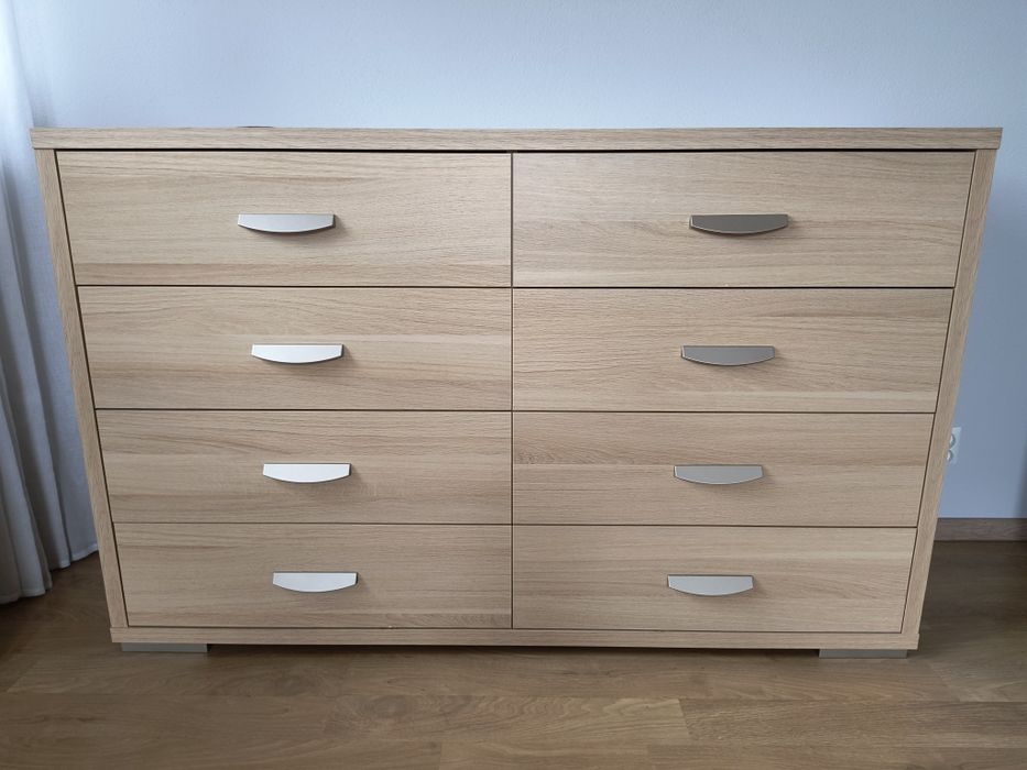 Łóżko 160x200 + stelaż + panele ścienne + 2 szafki nocne + komoda