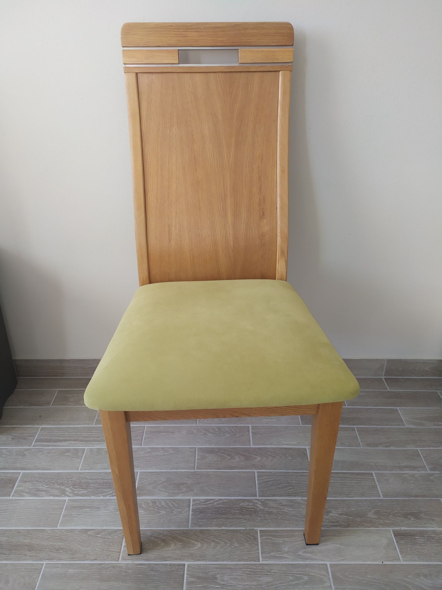 Krzesło na kuchnię do salonu drewniane