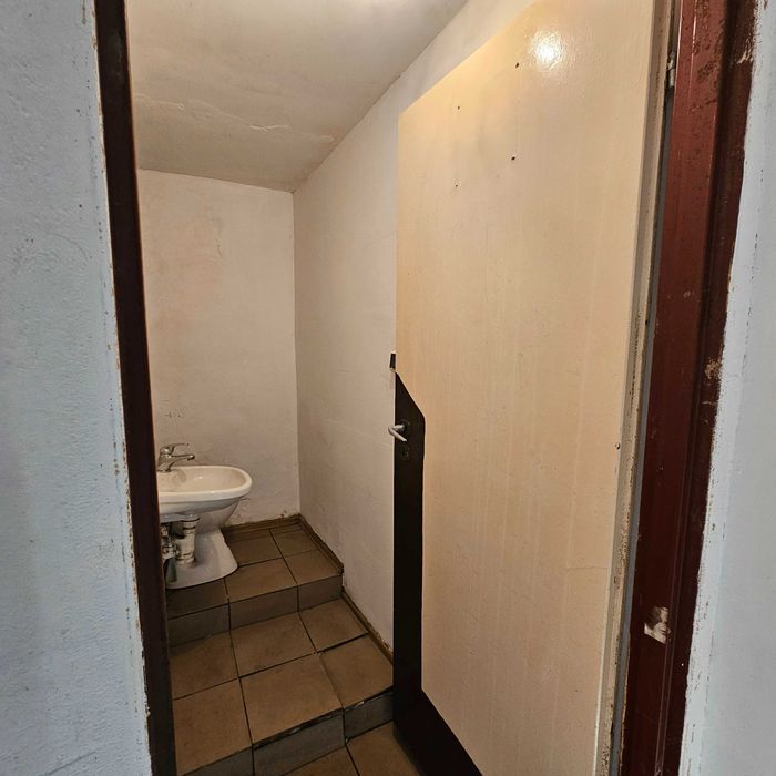 Mieszkanie 37,90 m2,parter Kwiatów.