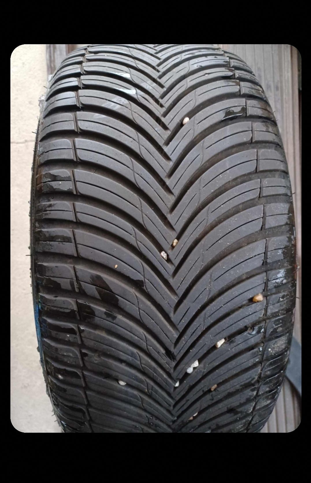 Opona Kleber wielosezonowa 235/45 R17