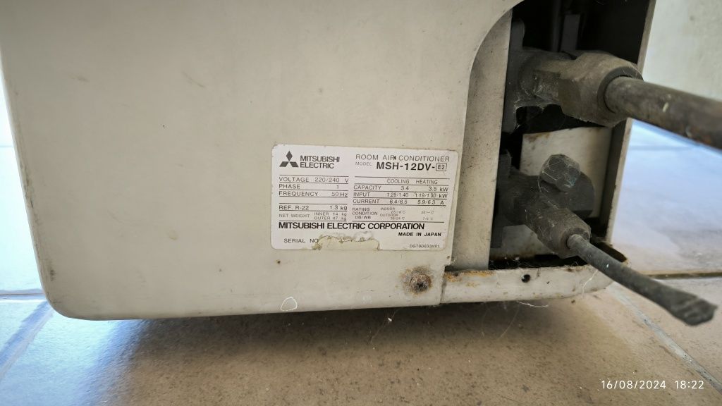 Ar-condicionado Mitsubishi 12000 btu/h COMPLETO
