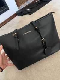 Mala Michael Kors