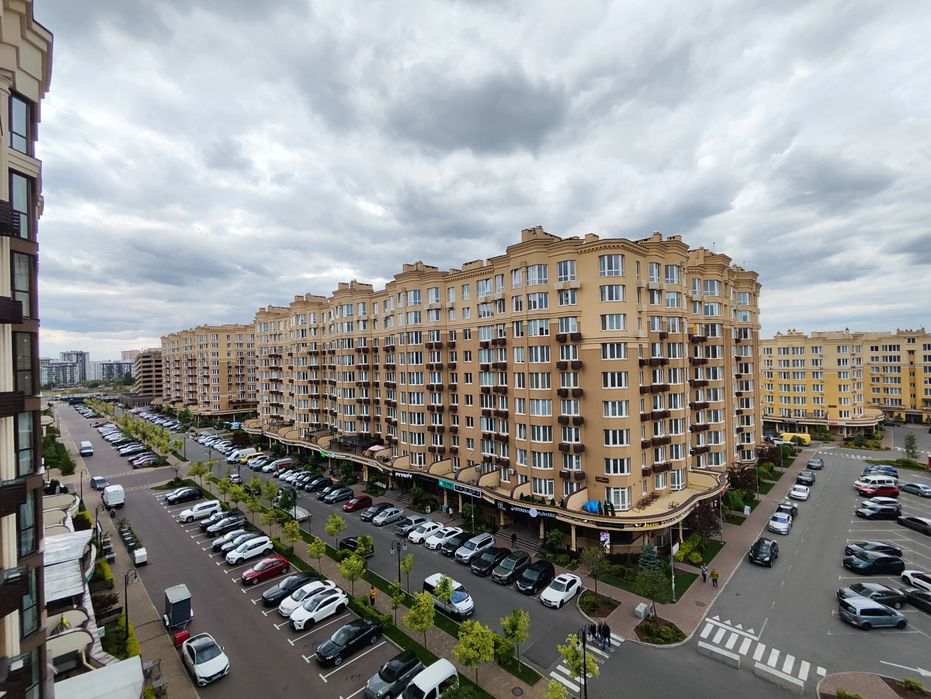 Однокімнатна квартира в Sofia Residence, заселений будинок, 1к без %.