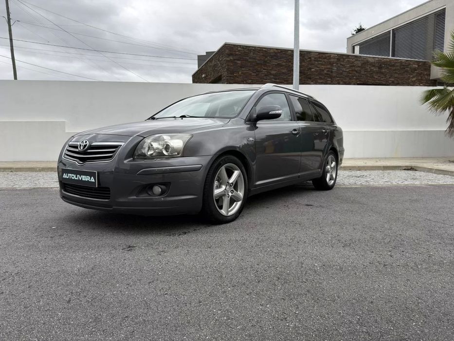 Toyota Avensis SW 2.2 D-CAT Luxury+GPS