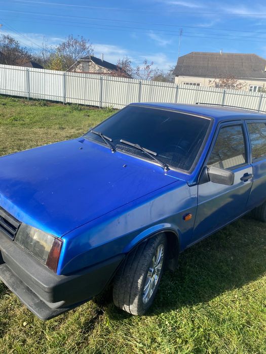 Продам машину ваз 2109