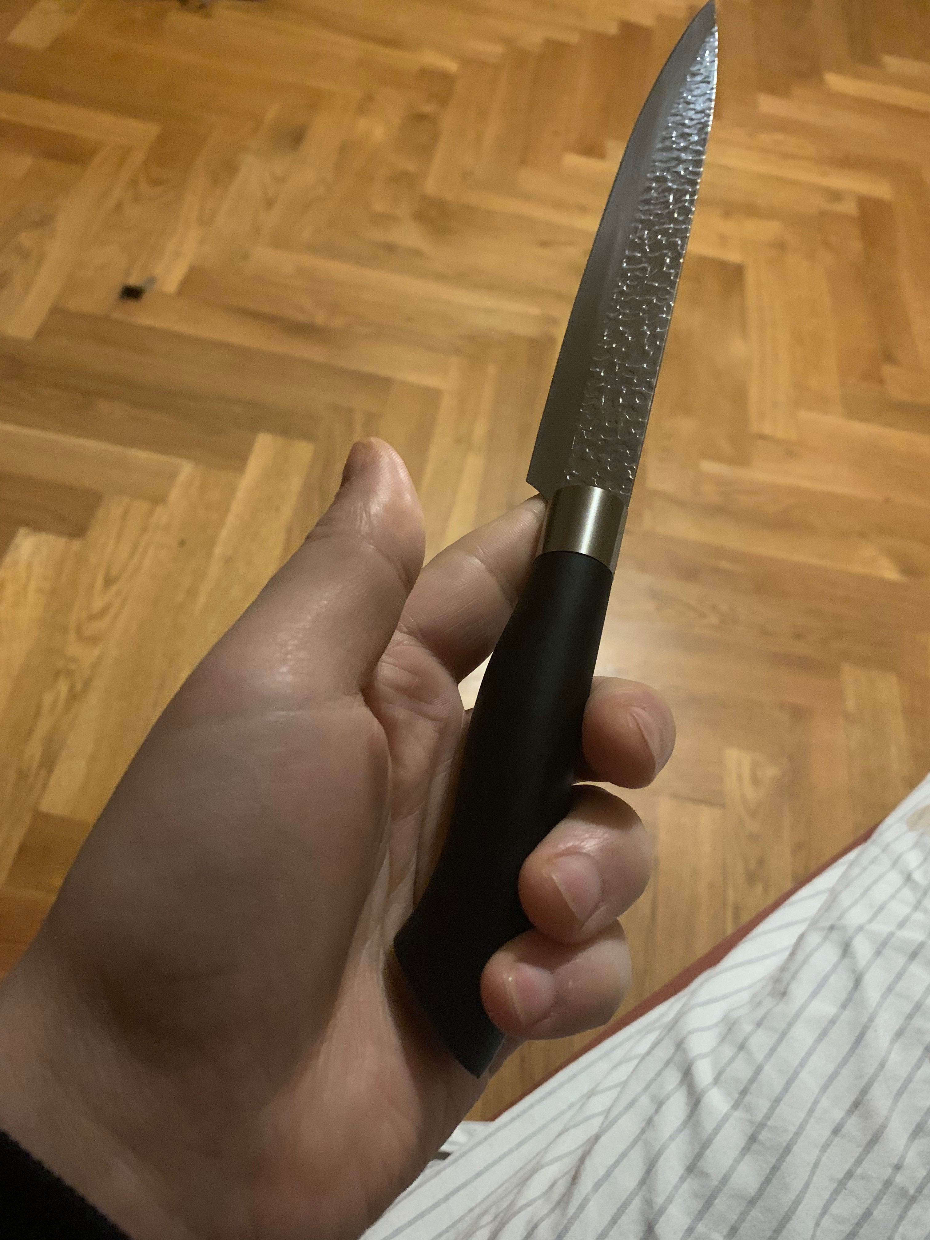 nóż ze stali hartowanej
