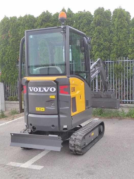 Minikoparka VOLVO EC18E ! 3 Łyżki + Szybkozłącze mechaniczne i inne !