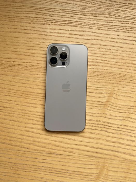 Iphone 16 pro max 256 natural titanium