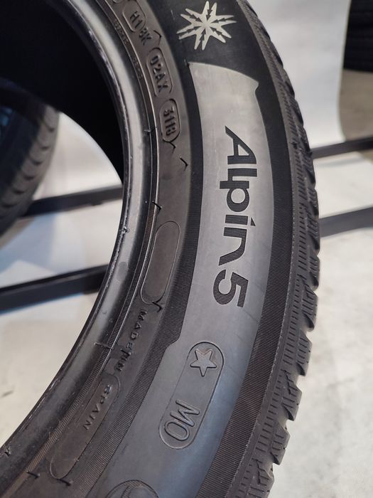 225/55/17 MICHELIN Alpin 5 MO* | 2x5,3mm - Dot 18 |