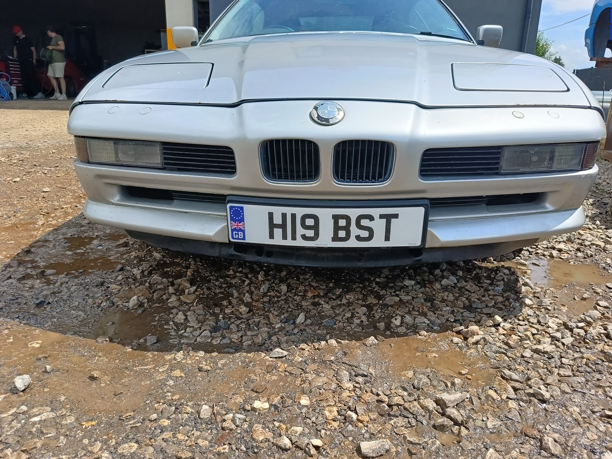 BMW 850 e31  v12 5.0