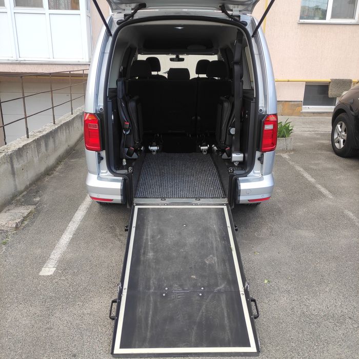 Пасажирські перевезення, Оренда, Заказ інклюзивне авто.