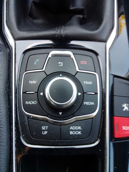 Carrinha Peugeot 508 SW caixa manual.