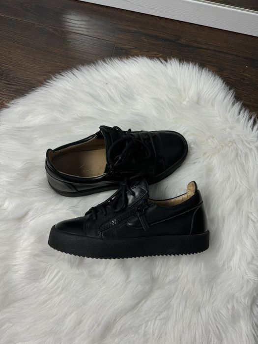 Кеди Giuseppe Zanotti