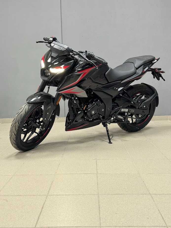 Мотоцикл BAJAJ Pulsar N250 2025