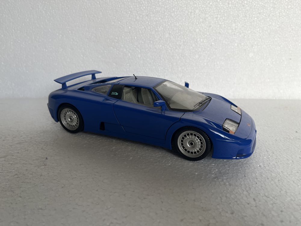 1:18 Bburago Bugatti 11 GB