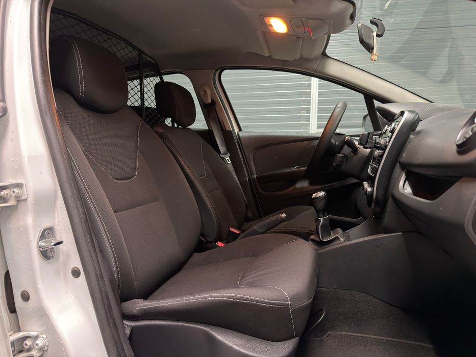 Renault Clio IV Comercial Ótimo estado