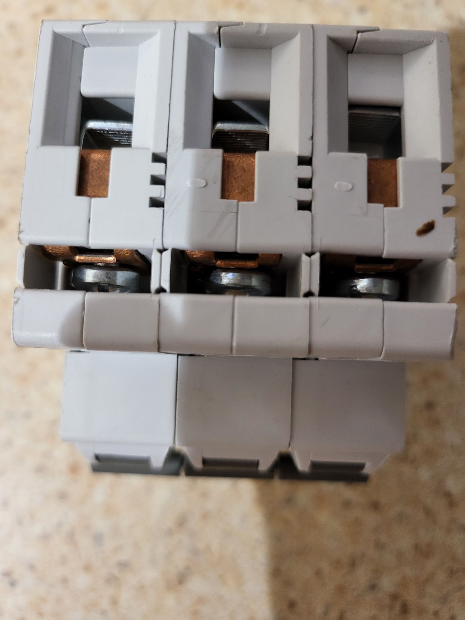 АВТОМАТ ETIMAT 6 3p C 32А (6 kA) ETI 2145519