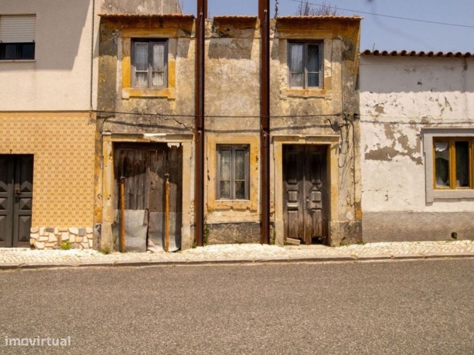 Moradia para reconstruir a 5 minutos da praia de Quiaios