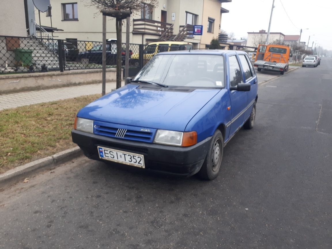 Lampa FIAT UNO 1.0 benzyna tylna