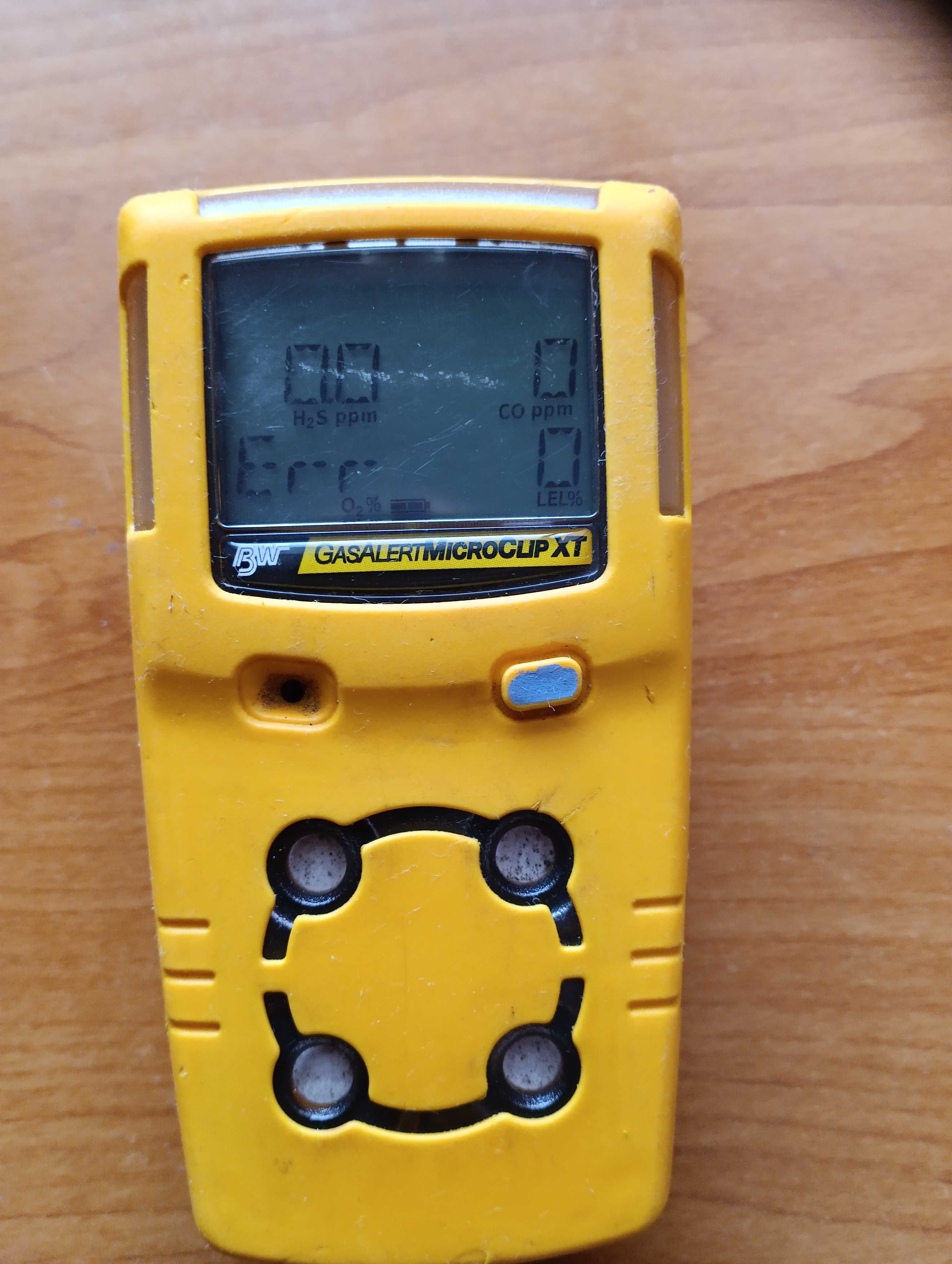 analizator Detektor  gazów GasAlert MicroClip XT 
Przenośny