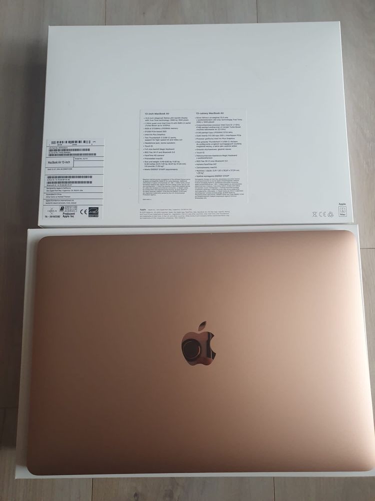 Apple MacBook Air 13 (A2179] / 13.3" Retina / i5 / 8GB / SSD 512GB