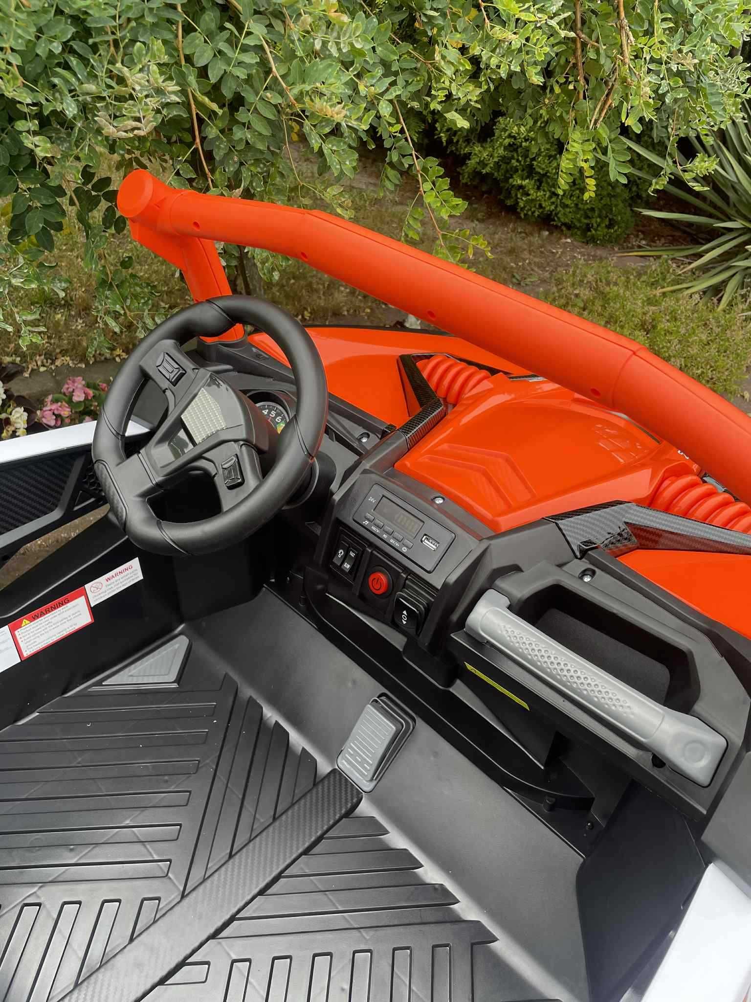 Dwuosobowe Auto na akumulator Quad Buggy UTV Samochód 800W 24V PILOT