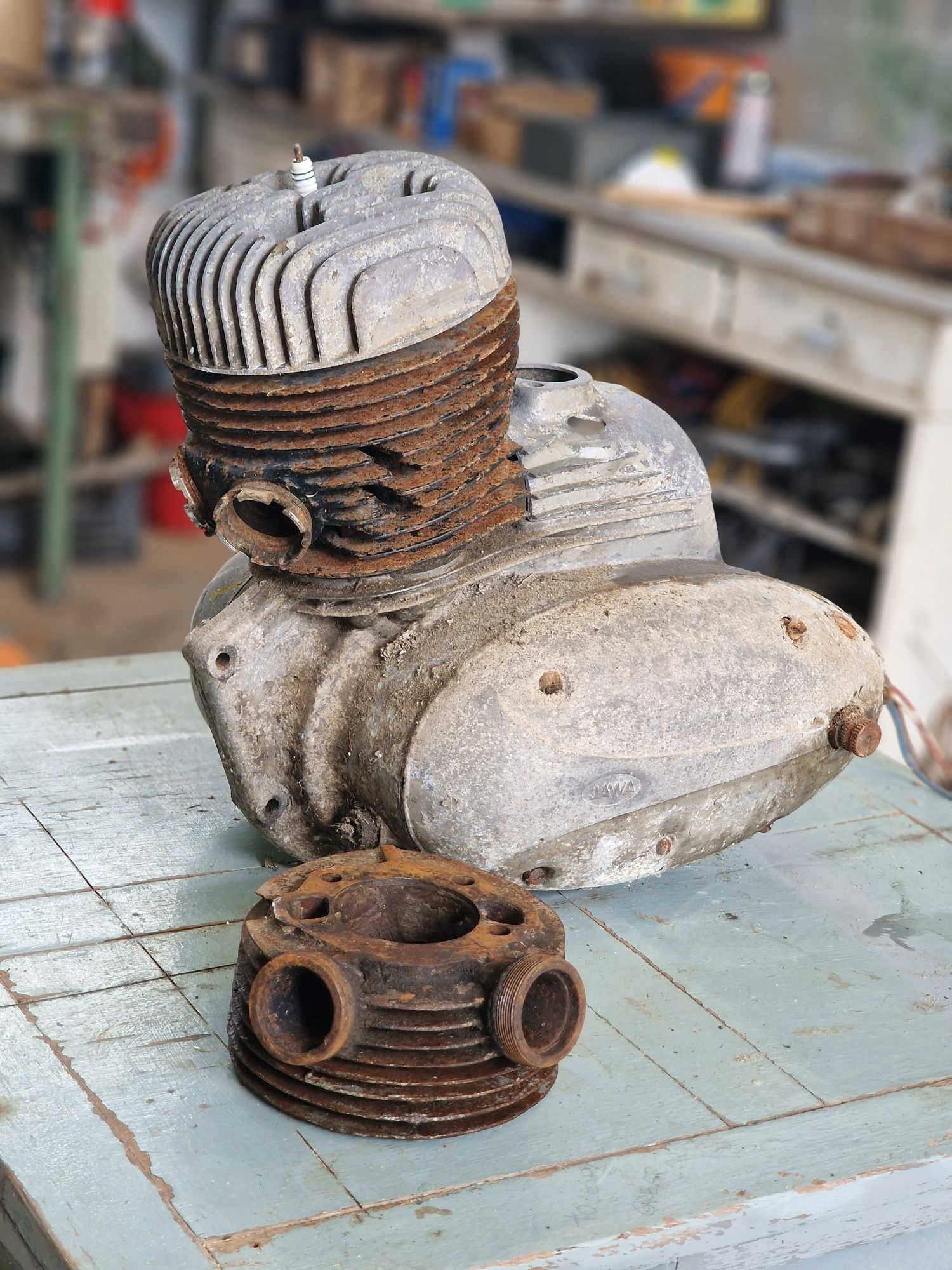 Motor JAWA 559 250