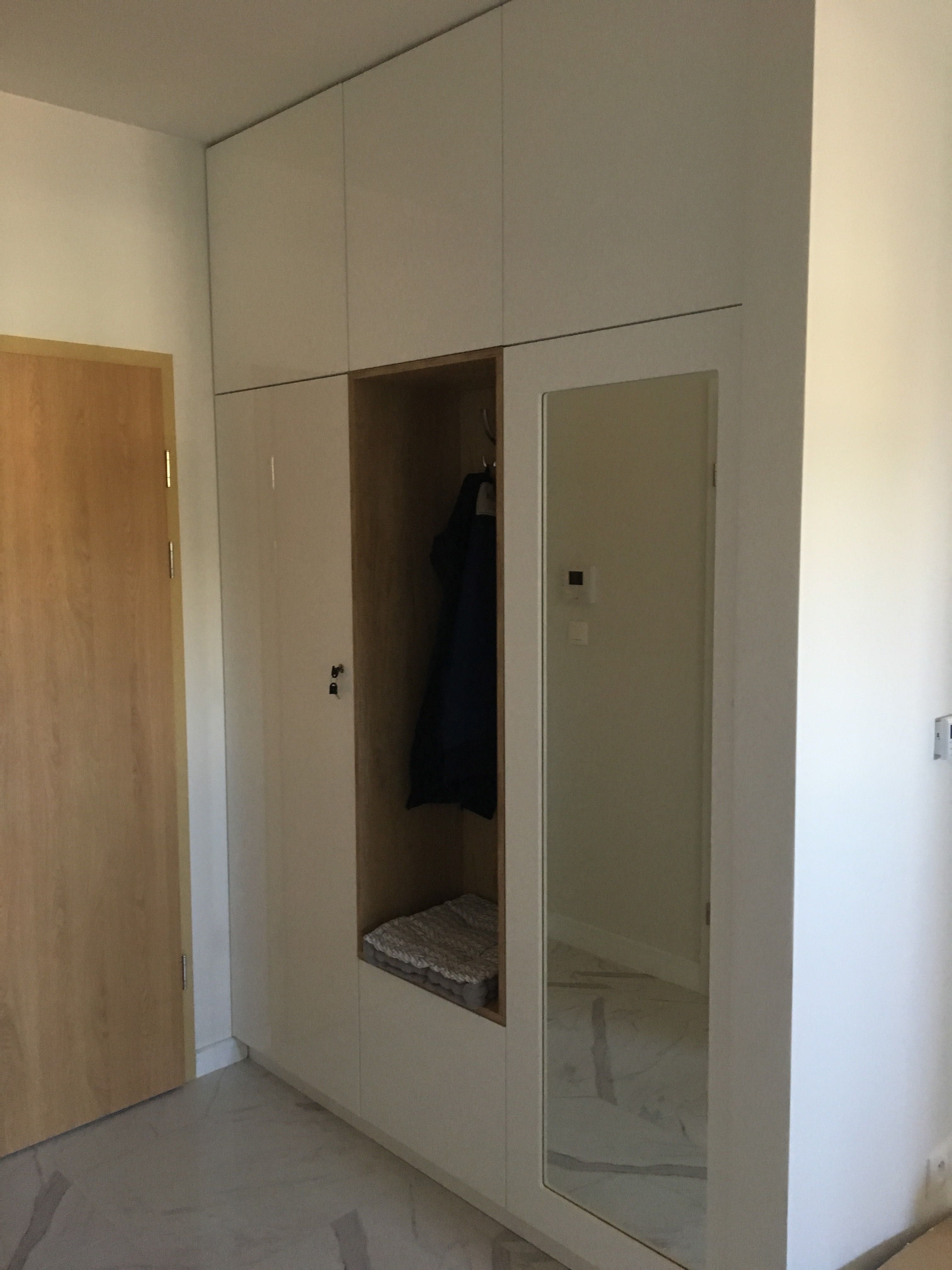 50m2 blisko plaży z garażem i komórką