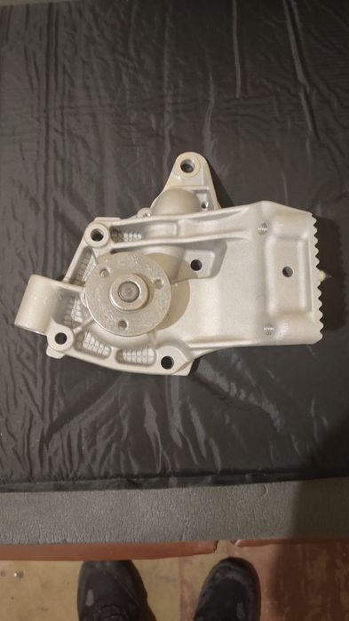 PA10008 Bugatti помпа водяная (насос охлаждения]