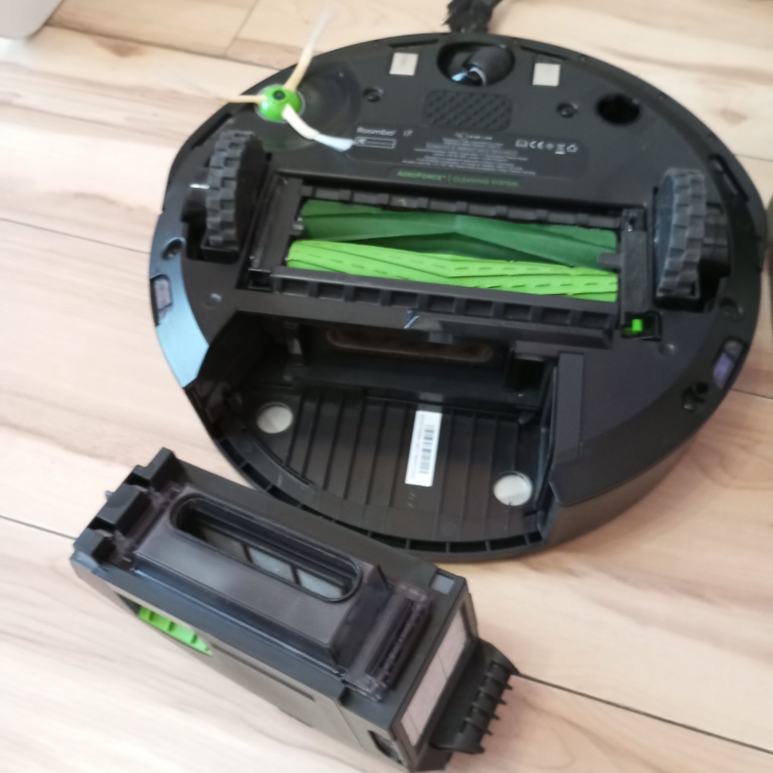 Robot sprzątający iROBOT ROOMBA i7 akumulator do wymiany