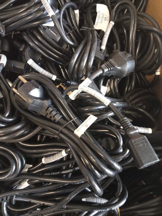 Kable Zasilające 3 PIN C13 do Komputera, Drukarki,