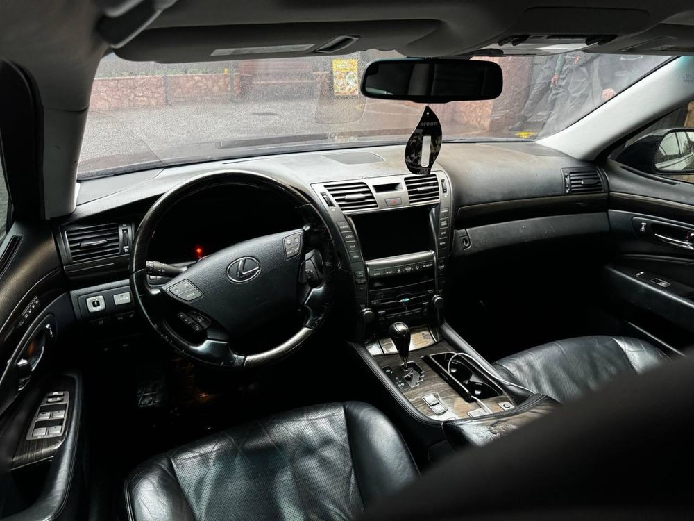 Продам LEXUS LS460 2007Год!8500$