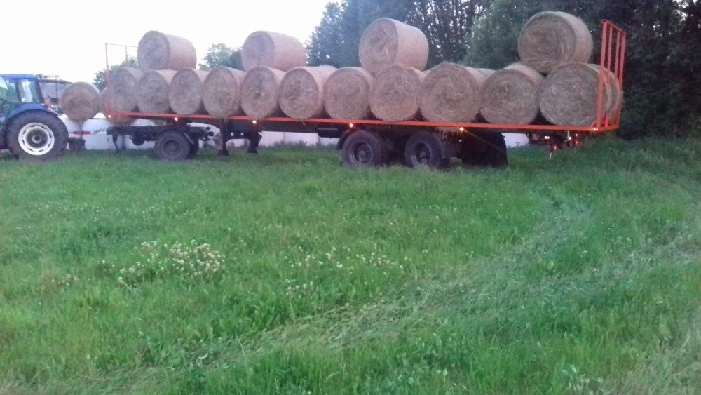 130zł   sianokiszonka    130-stki z traw sianych z załadunkiem