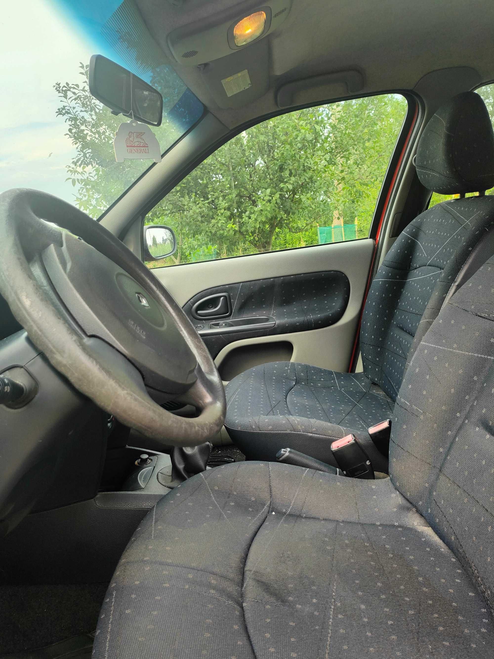 renault clio II rok 2002