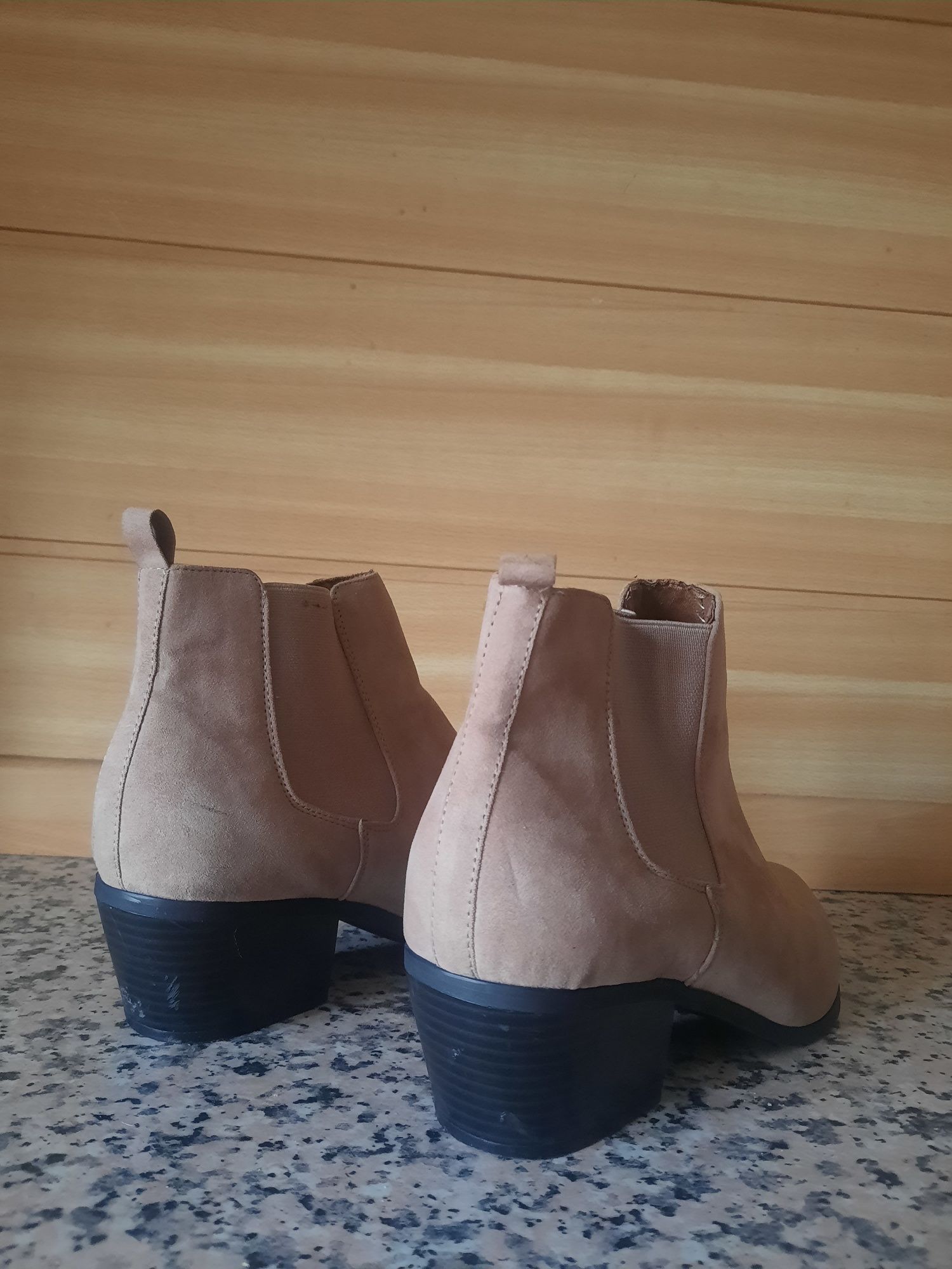 Botins camel n42