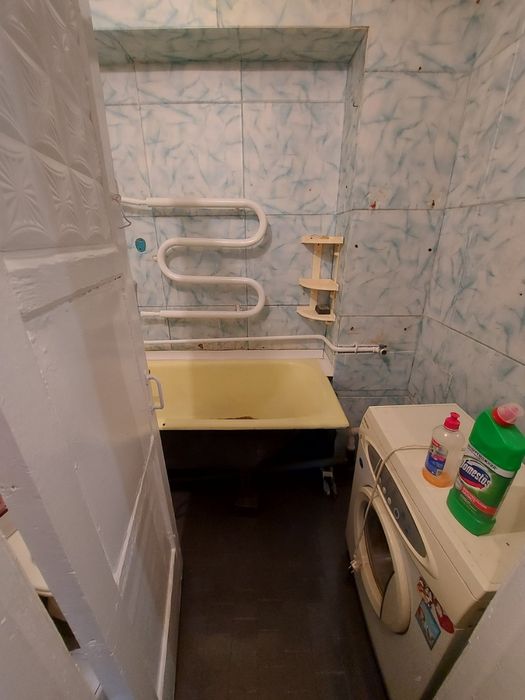 Продам 2х Кімнатну Квартиру в центрі міста Кобеляки