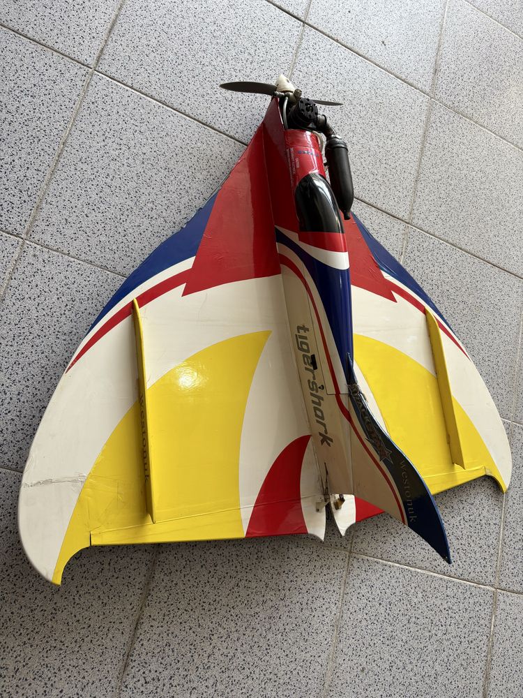 Tiguer Shark aviao RC