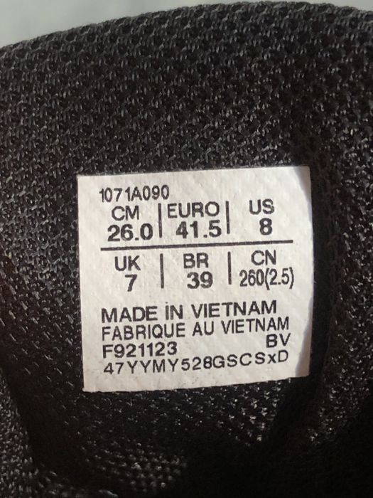 Оригінал кросівки Asics Gel волейбол теніс 41,5 41 40,5 40 26 25,5