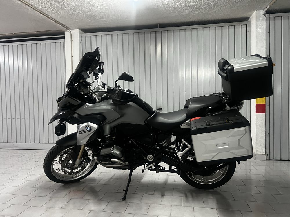 Bmw R 1200 gs  lc 2016 preta e cinzenta