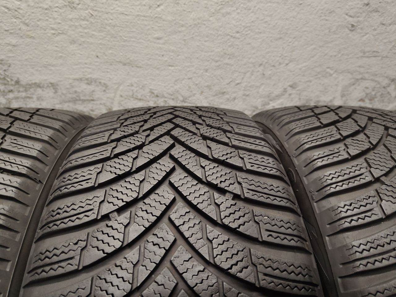 225/45R17 Opony Zimowe Firestone 7mm 2020 komplet opon