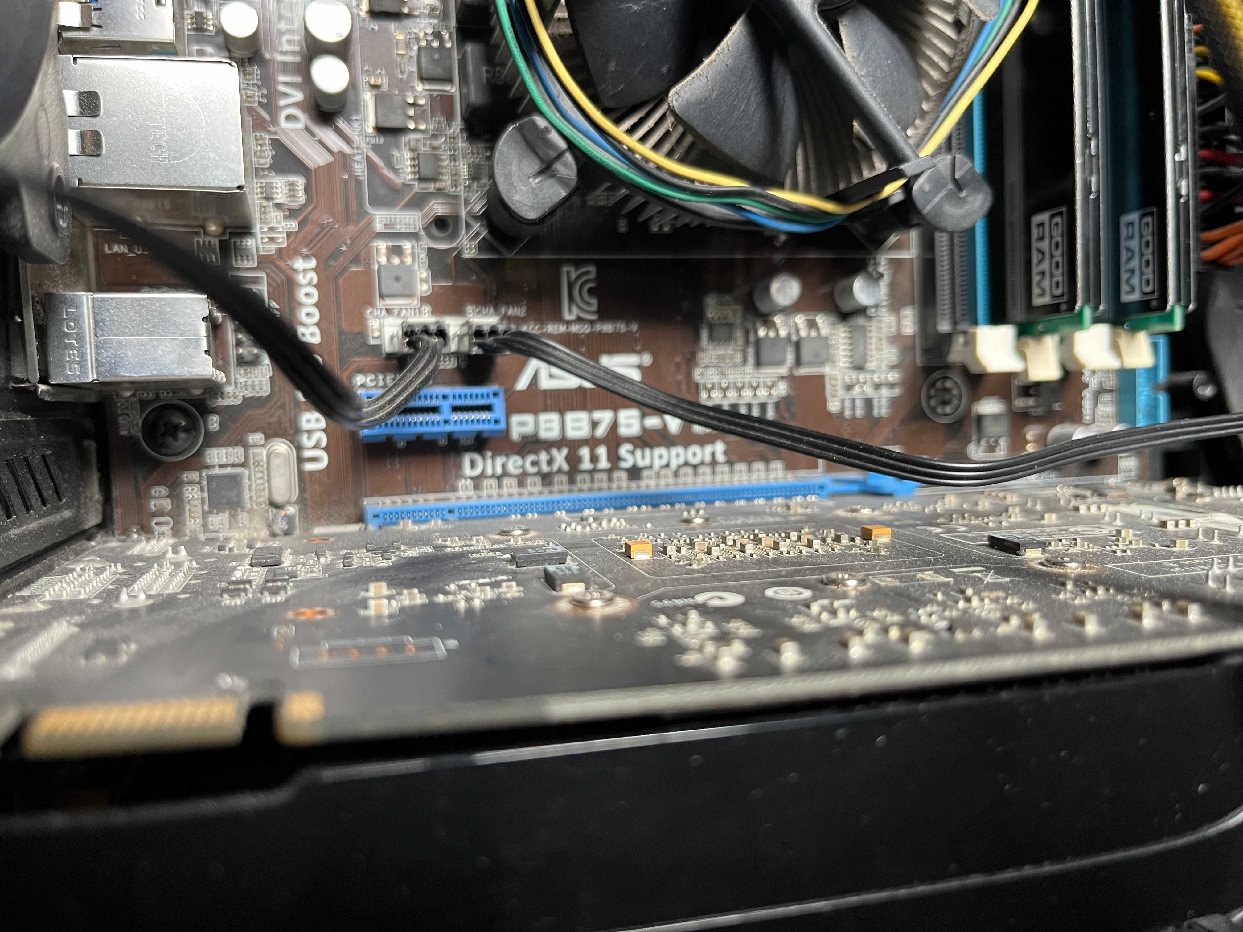 Корпус Corsair 275Q Black без/з блоком живлення CHIEFTEC 600 Вт