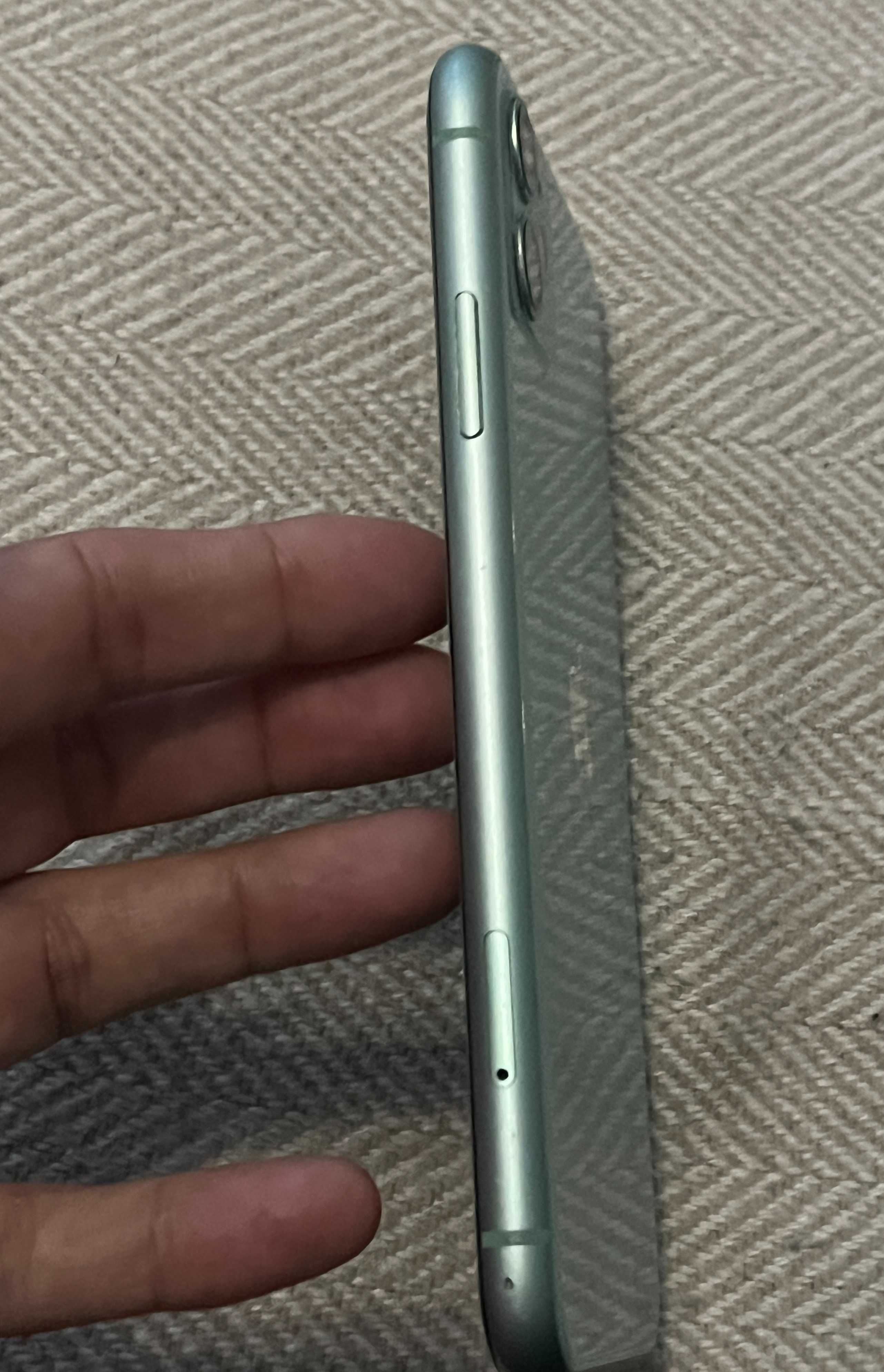 Iphone 11 «om 64 Gb Excelente
